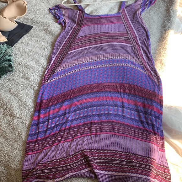 Simone Summer dress size M purple and pink shades with white, falls to mid shin - Picture 4 of 4